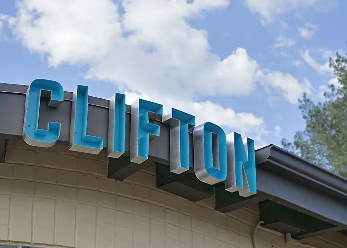 The Downtown Clifton Hotel 3*