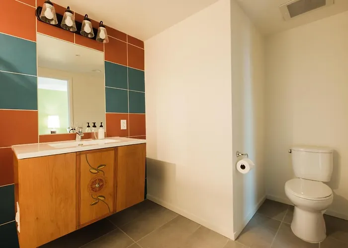 The Downtown Clifton 3*